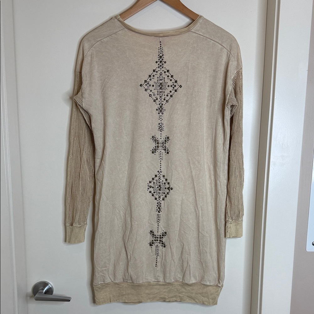 T Party Tan Embellished Sweatshirt (B)
